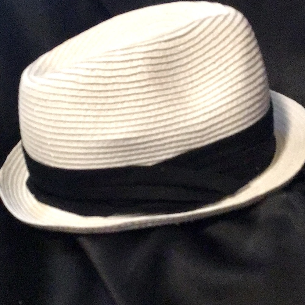 white hat w black detail